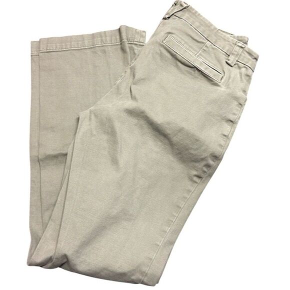 Duluth Trading Co Pants - Duluth womens green/khaki workday warrior chino trouser moss pants 6 x 33